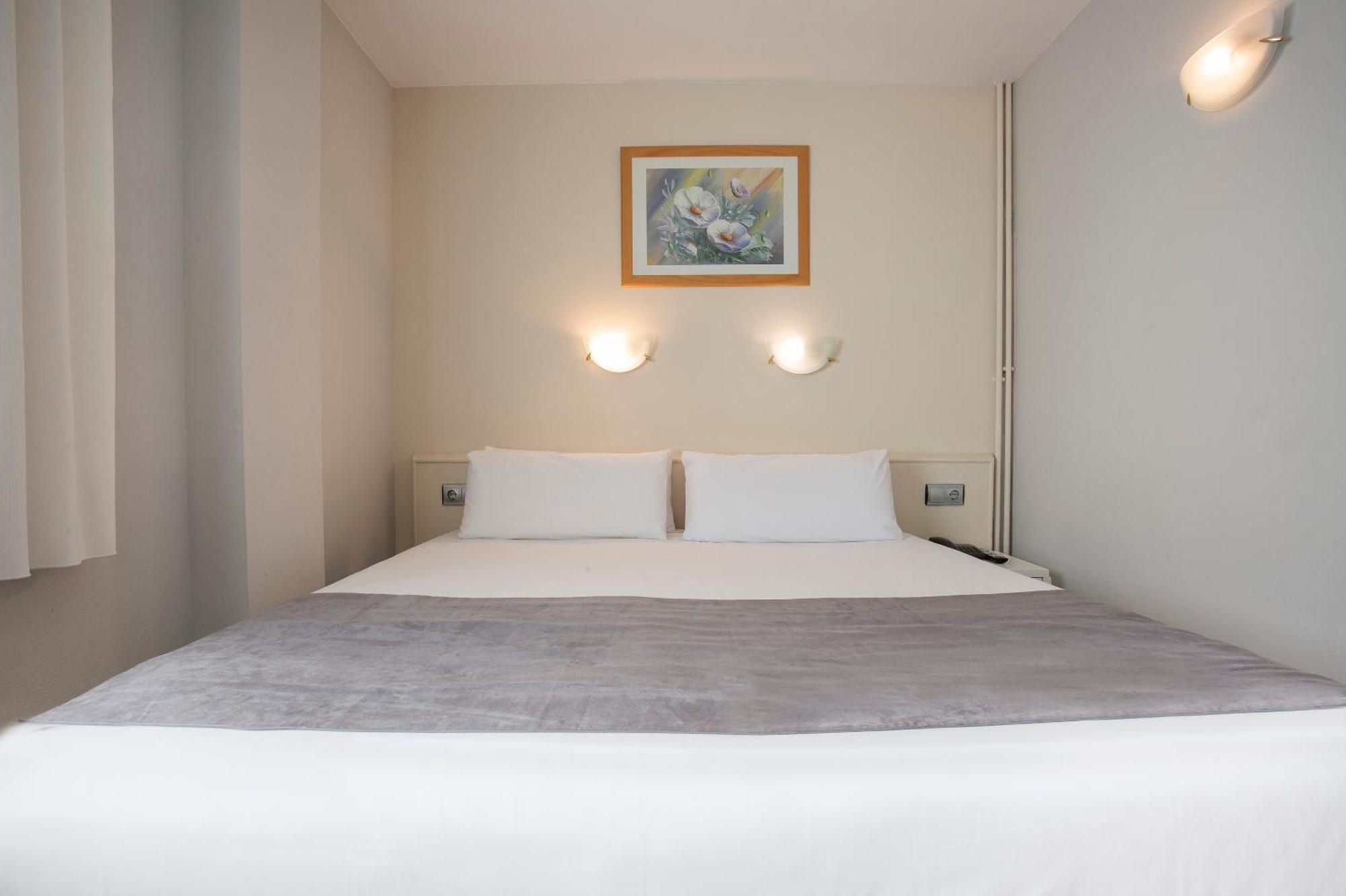 Hotel Camel Lot Пас-де-ла-Каса Номер фото